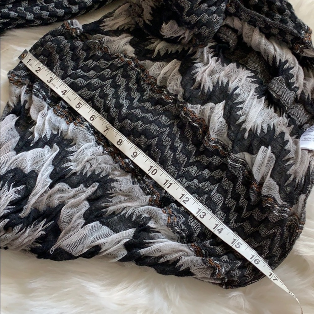 Black Multi Pattern Loop Scarf - Picture 5 of 6